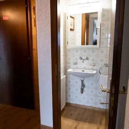 De Montagne, Idealement Situe * Κρανς Μοντάνα